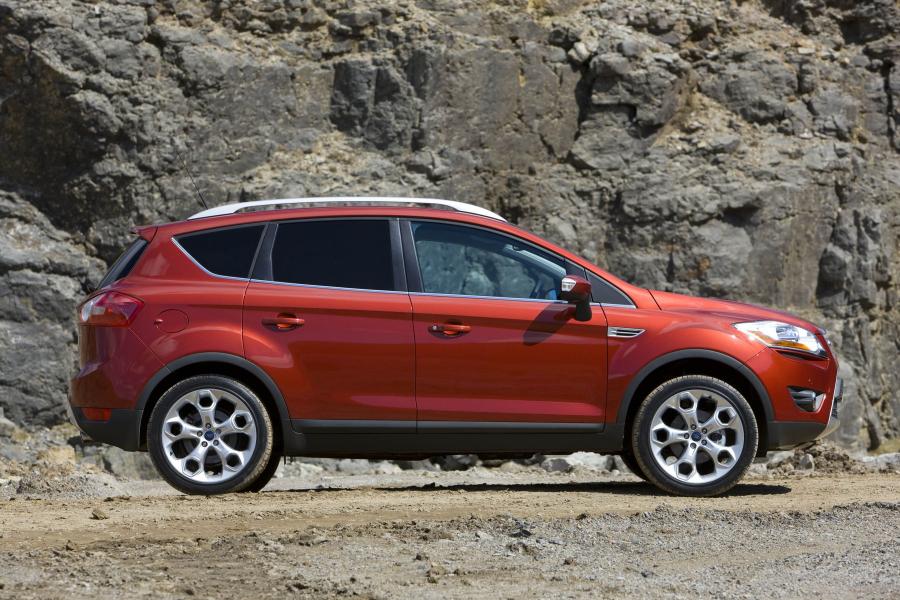  Ford Kuga 2008 года  (фото 6 из 139)